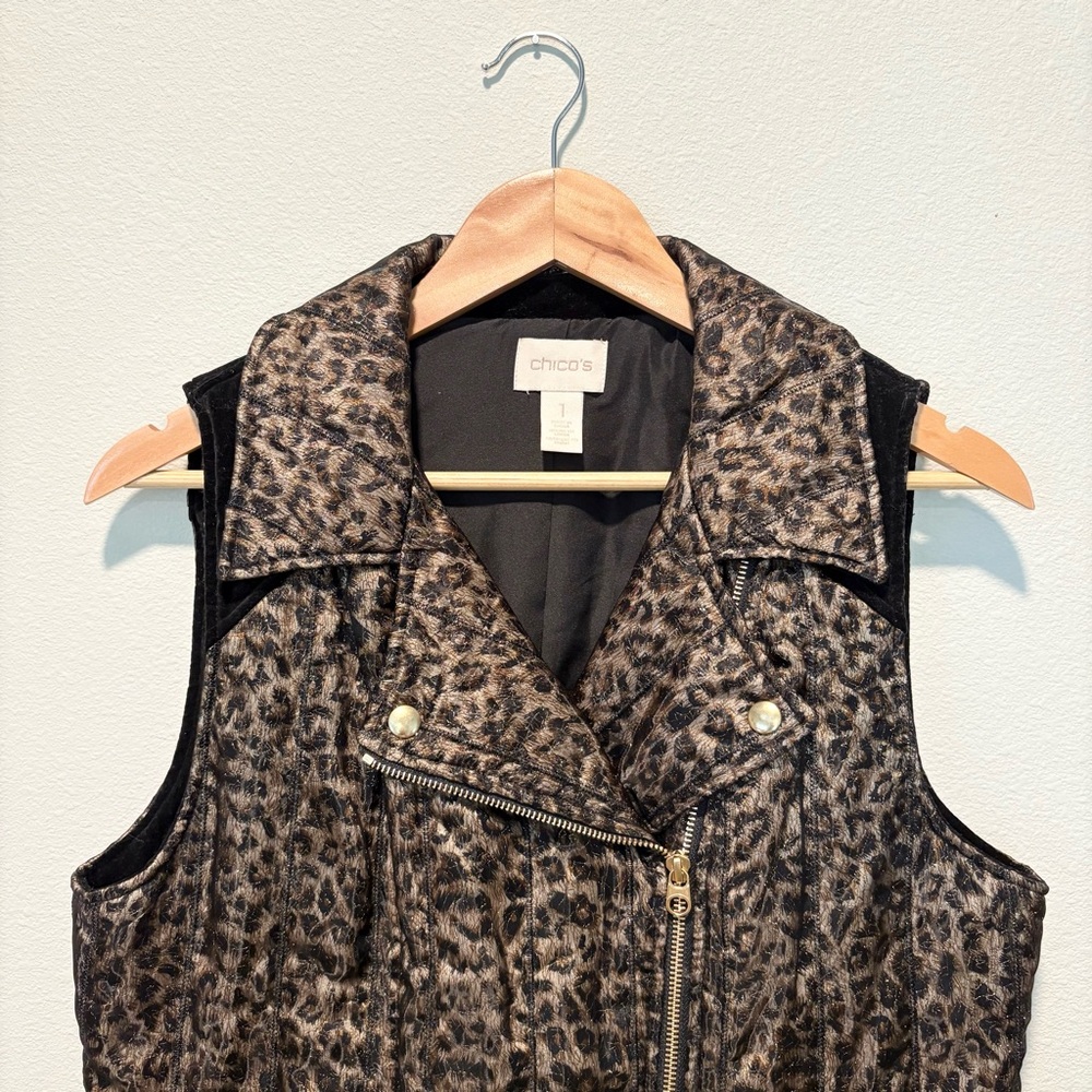 Chico’s Animal Print Puffer Vest Brown Metallic Black Size 1 (US Size M) - Picture 2 of 10